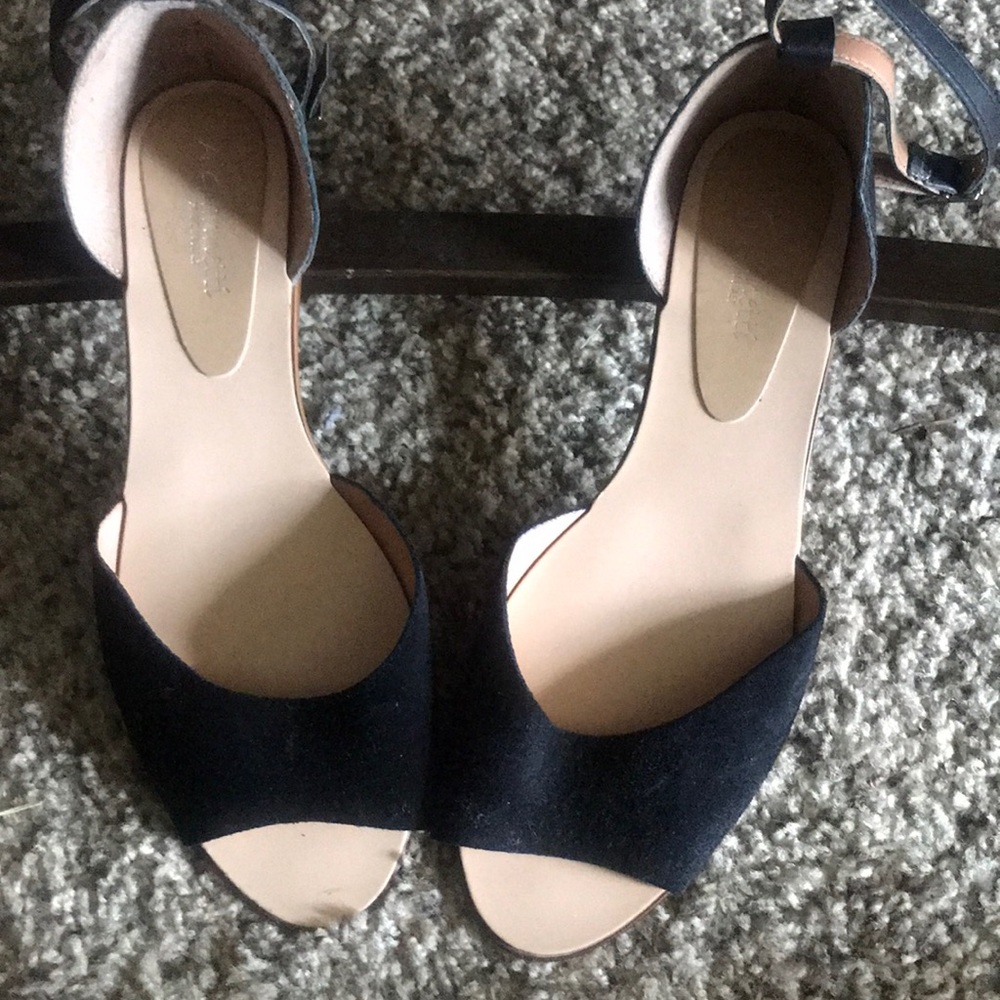 Black Flats